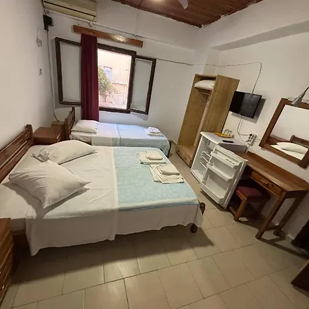 Stelios To Rent Värdshus