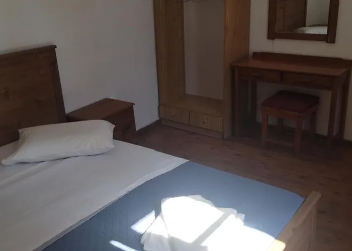 Stelios To Rent * Chania (Crete)